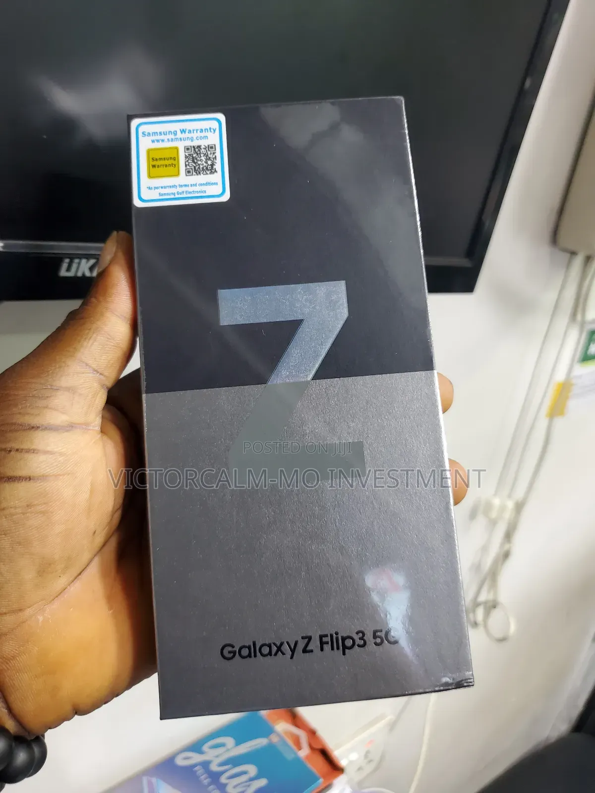 New Samsung Galaxy Z Flip3 5G 256 GB Yellow