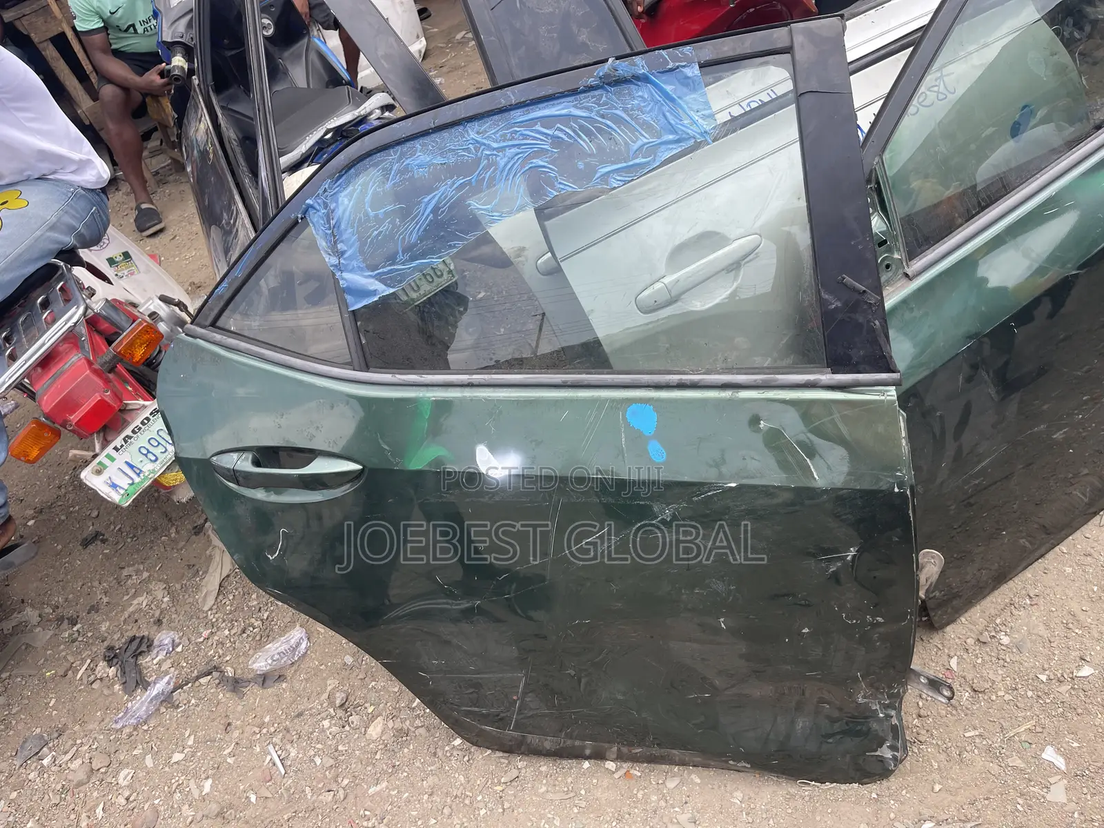 Toyota Corolla 2014 Front and Back Door