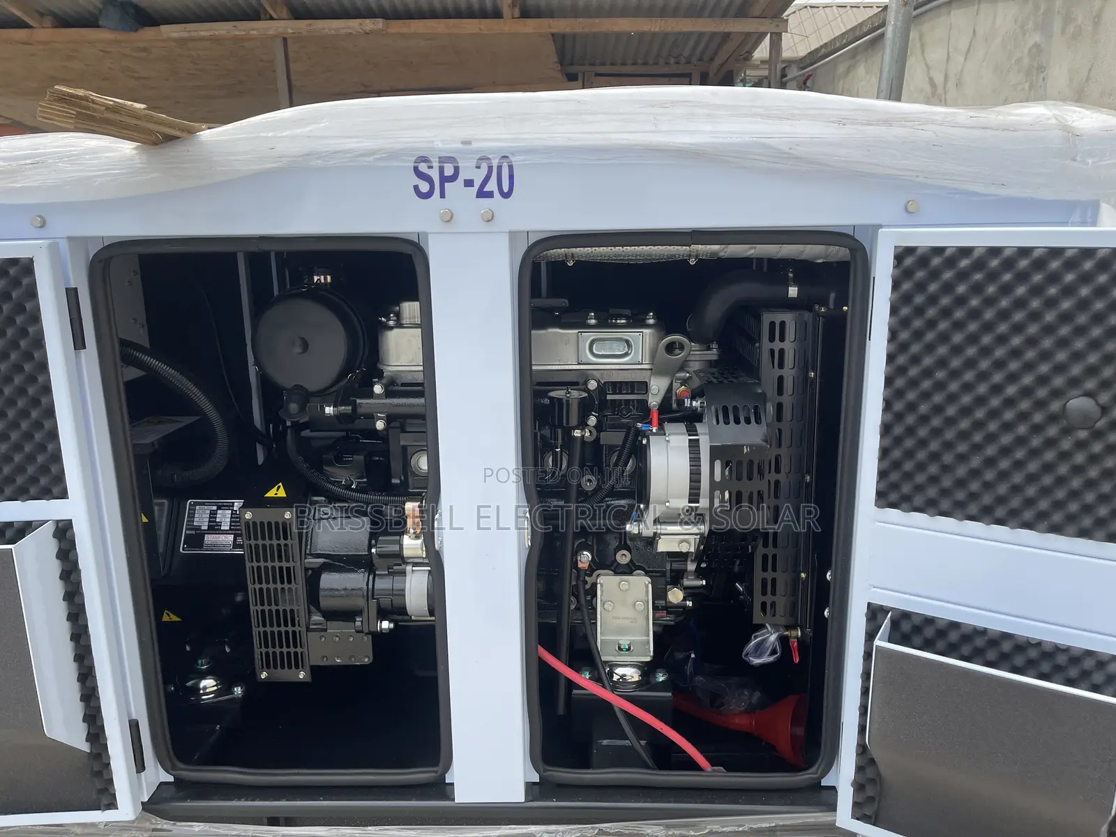 Super Silent Uk Perkins Soundproof Diesel Generator 20kva