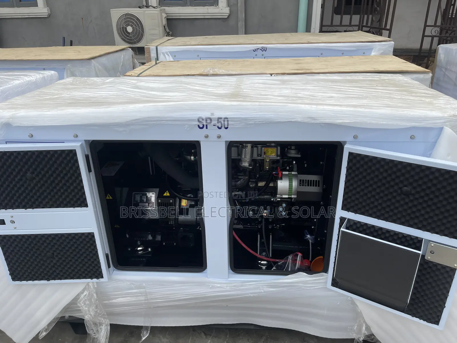 Super Silent Uk Perkins Soundproof Diesel Generator 40kva