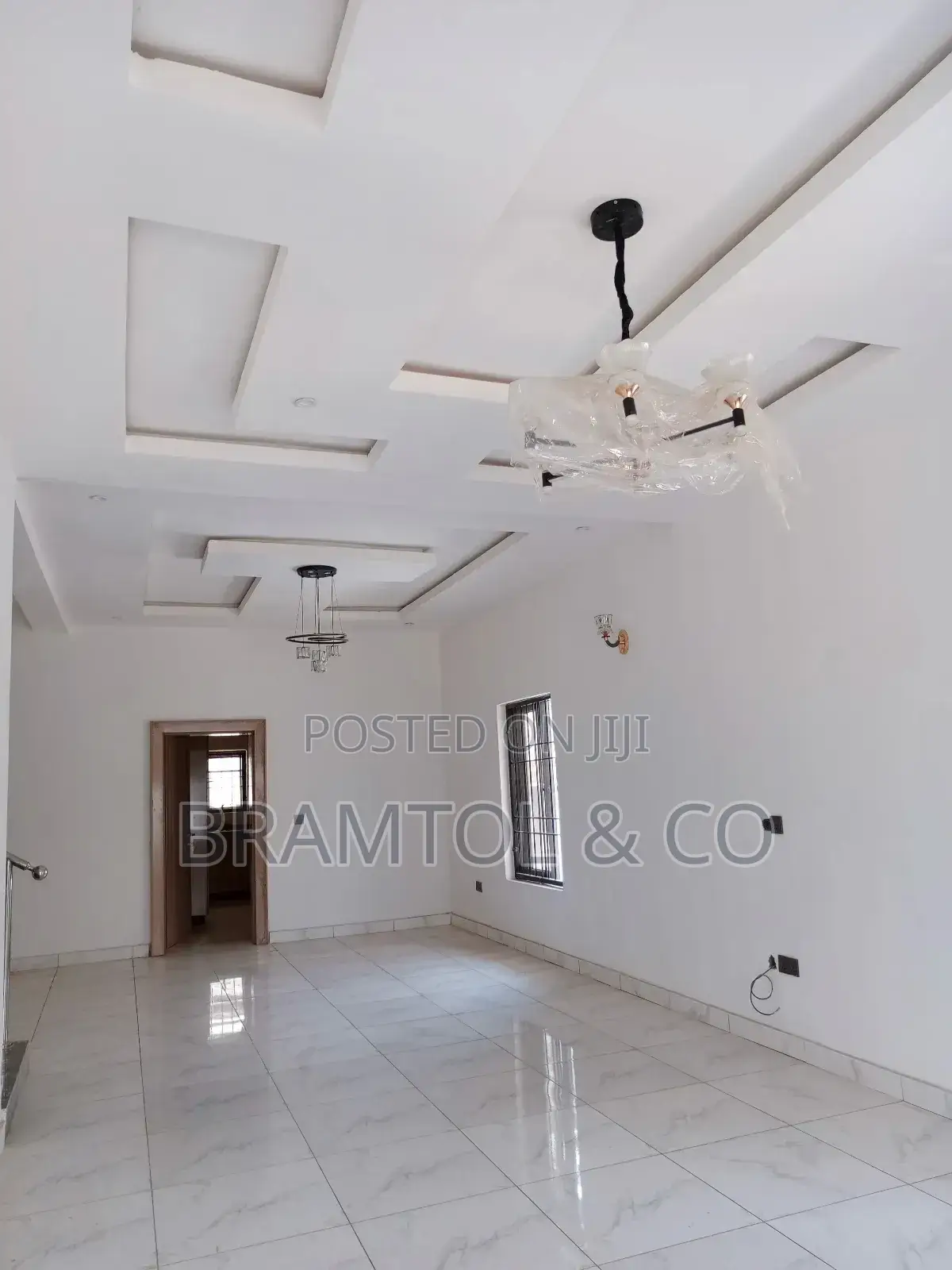 4bdrm Townhouse / Terrace in Guzape District for rent