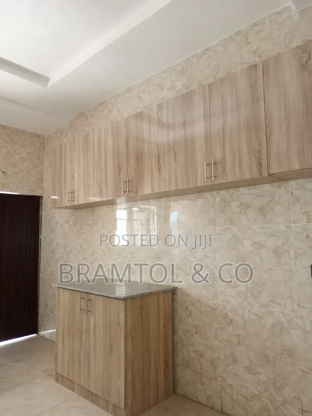 4bdrm Townhouse / Terrace in Guzape District for rent