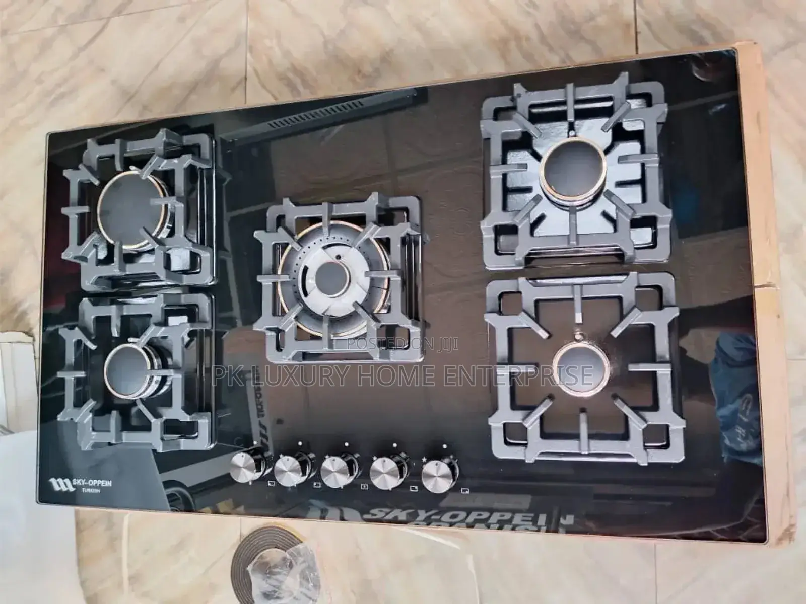 5 Burner Gas With Strong Pot Carrier