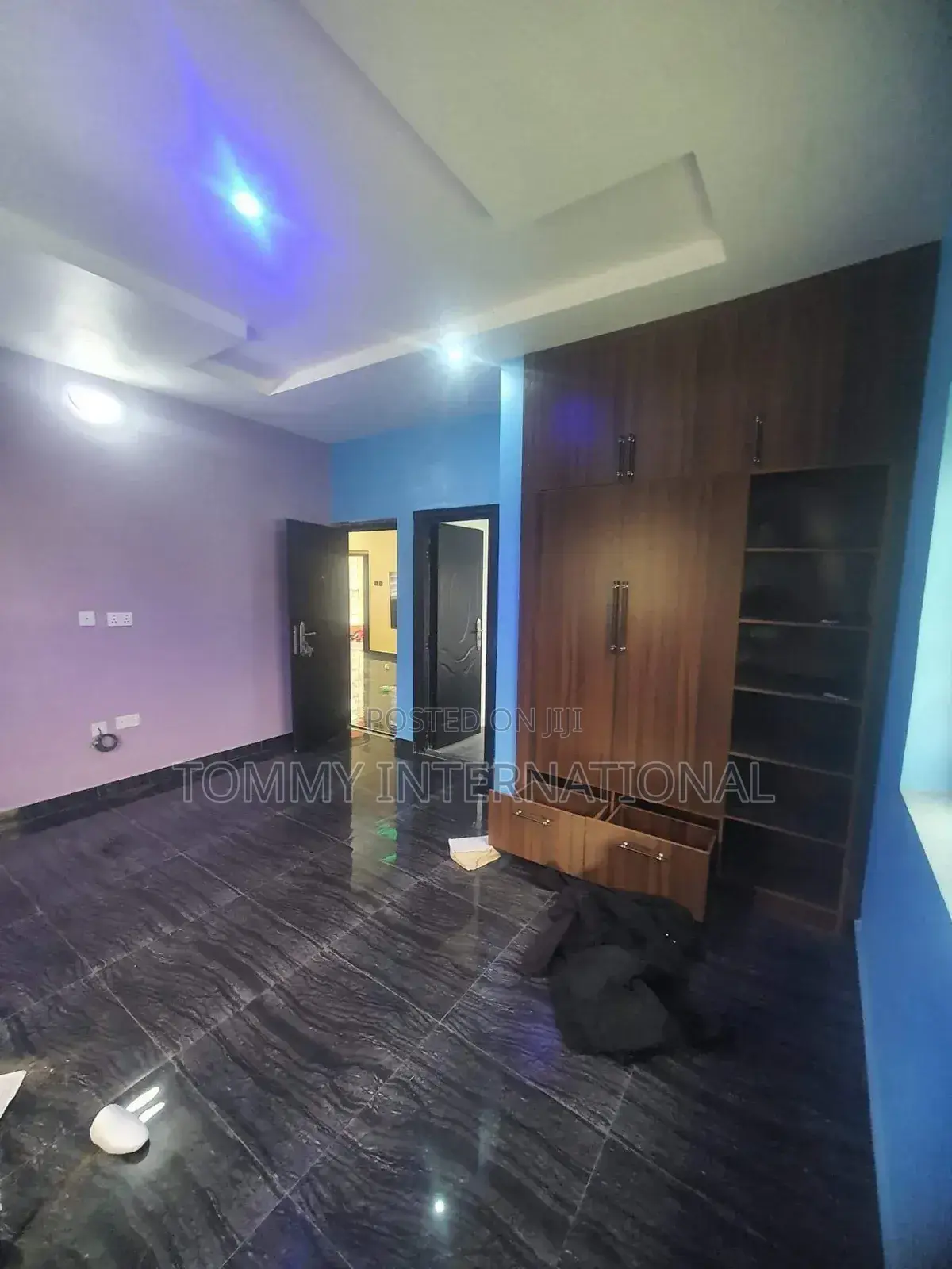 1bdrm Block of Flats in Cedarwood Estate, Port-Harcourt for rent
