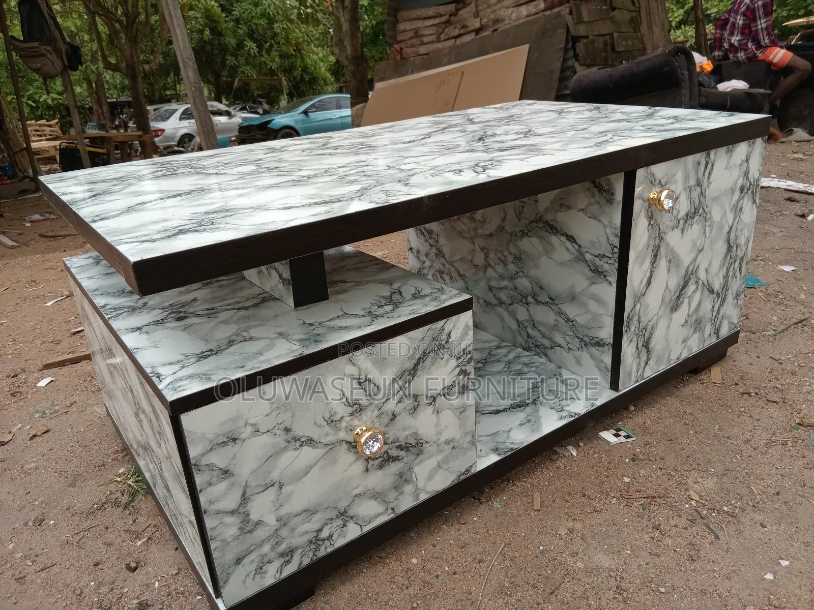Centre Table With Drawers and Storage Space
