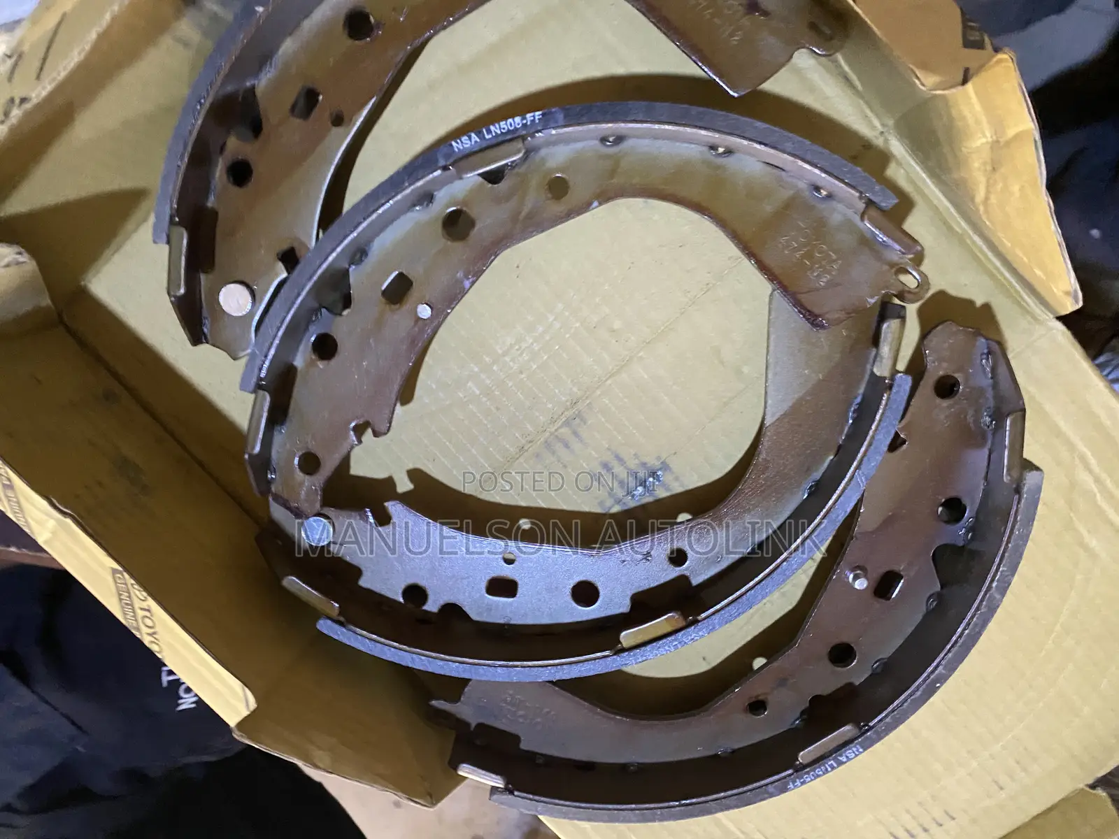 Brake Lining / Shoe Hilux 2008-2022