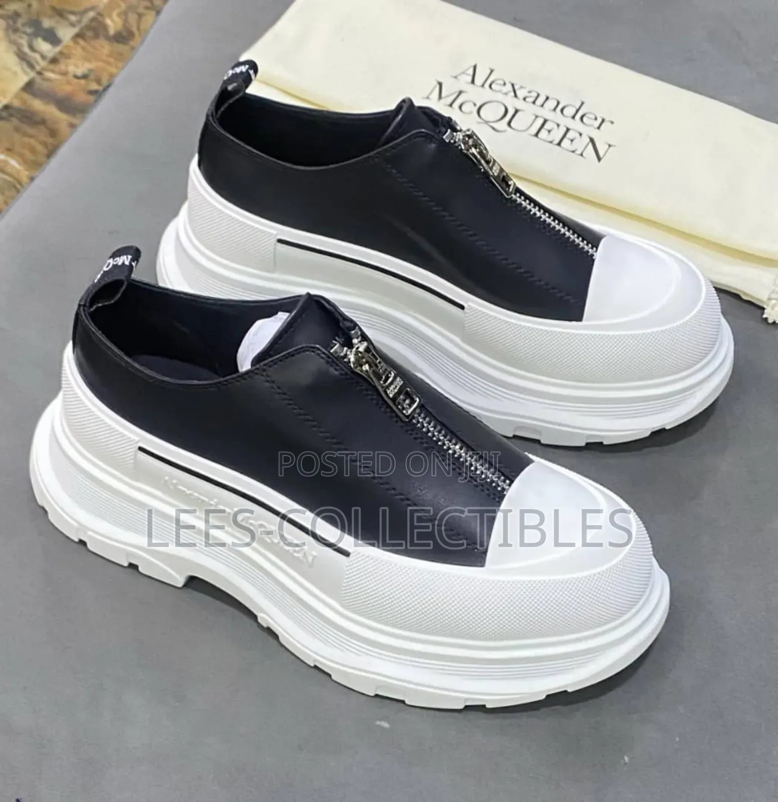 Top Quality Alexander McQueen Unisex Sneakers