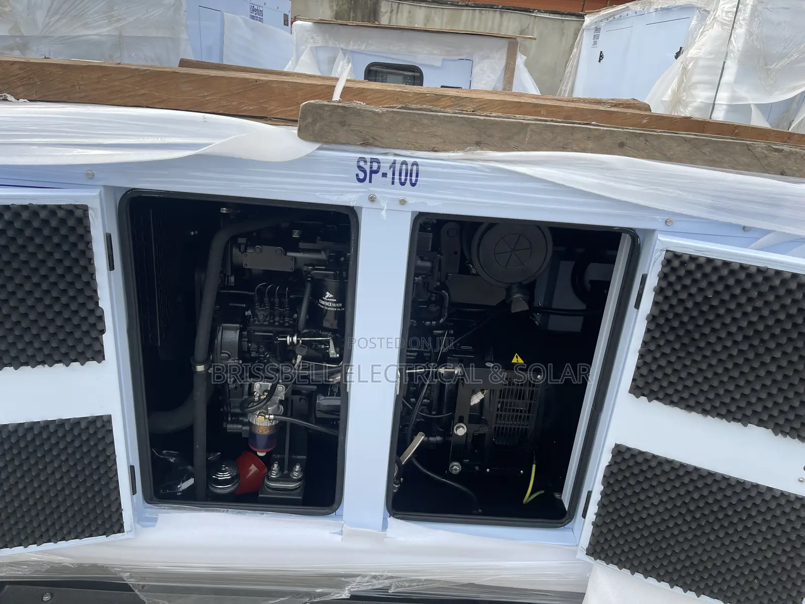 Strong & Silent Uk Perkin Soundproof Diesel Generator 100kva