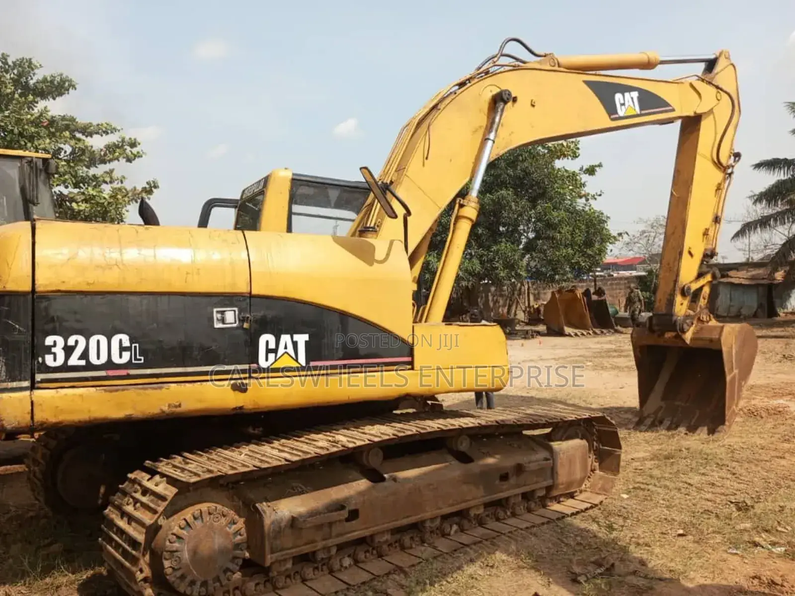 Fairly Nigerian Used Caterpillar Excavator 320cl