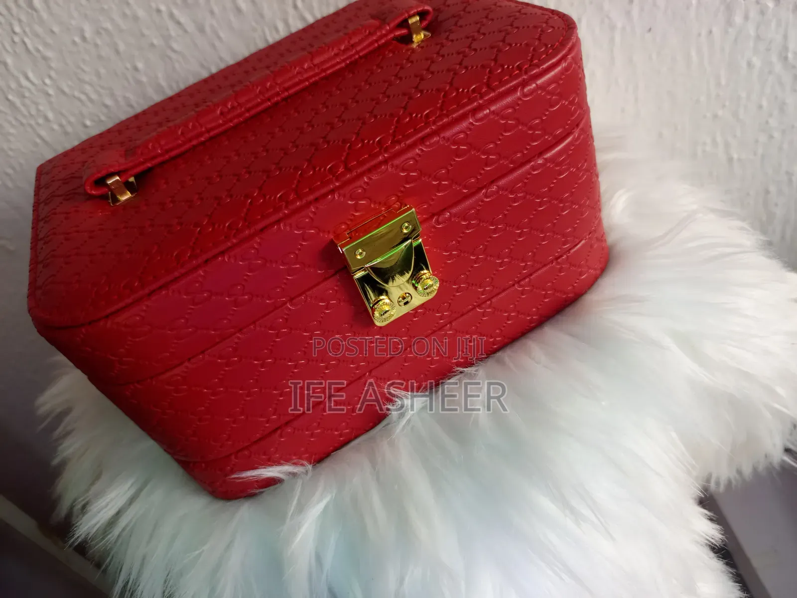 Queen Luxury Jewelry Box
