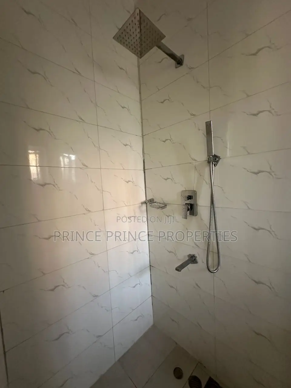 Furnished 3bdrm Block of Flats in Surulere for rent