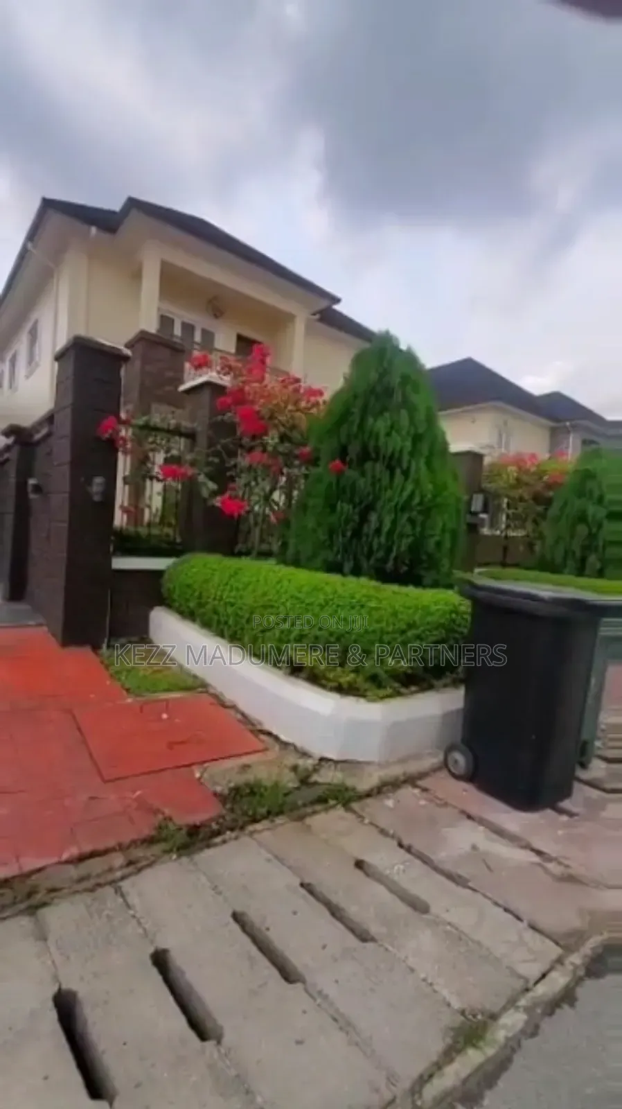 Furnished 4bdrm Duplex in Golf Estate , Dr, Port-Harcourt for sale