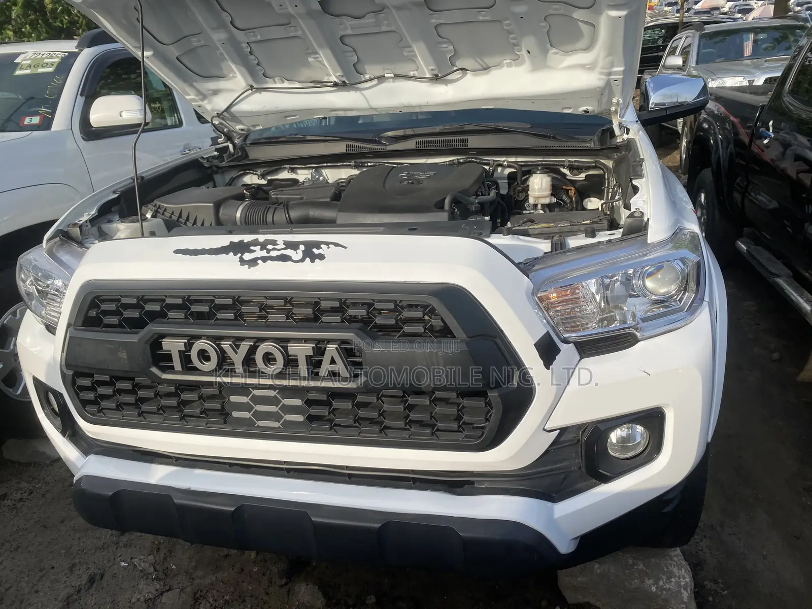 Toyota Tacoma Limited 2018 White