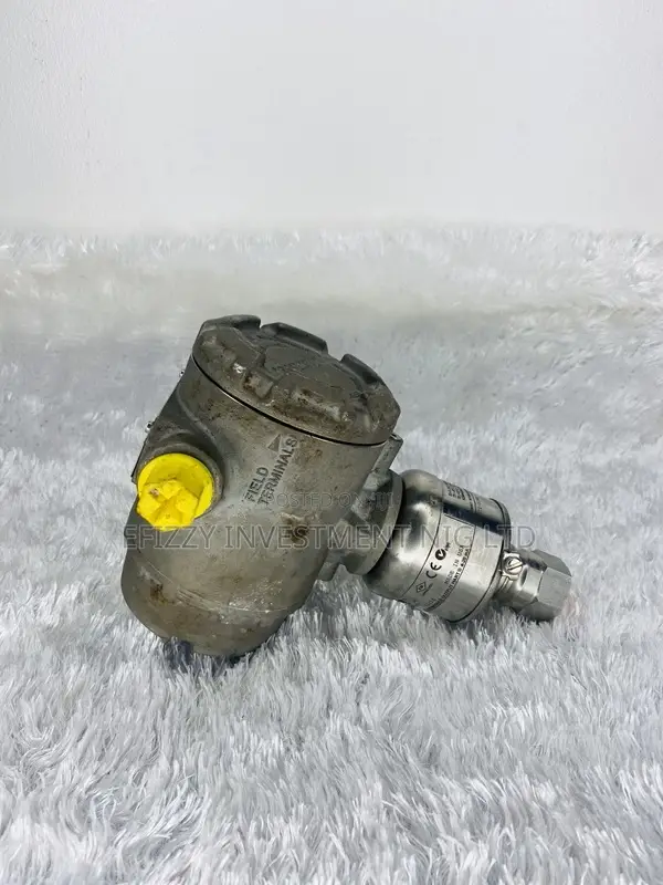 Rosemount 300s1kae1m5 Ss Pressure Transmitter 1/2" (Efy009)