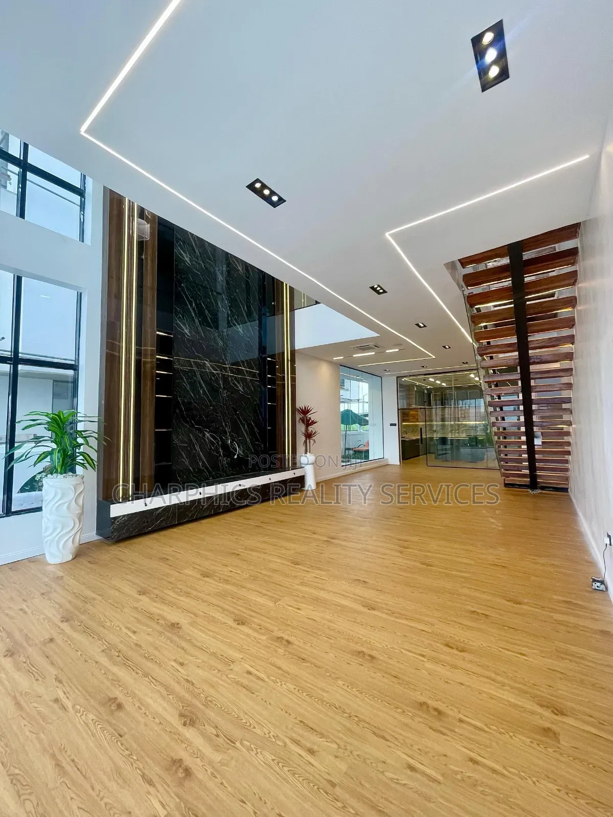 5bdrm Duplex in Ikate for sale