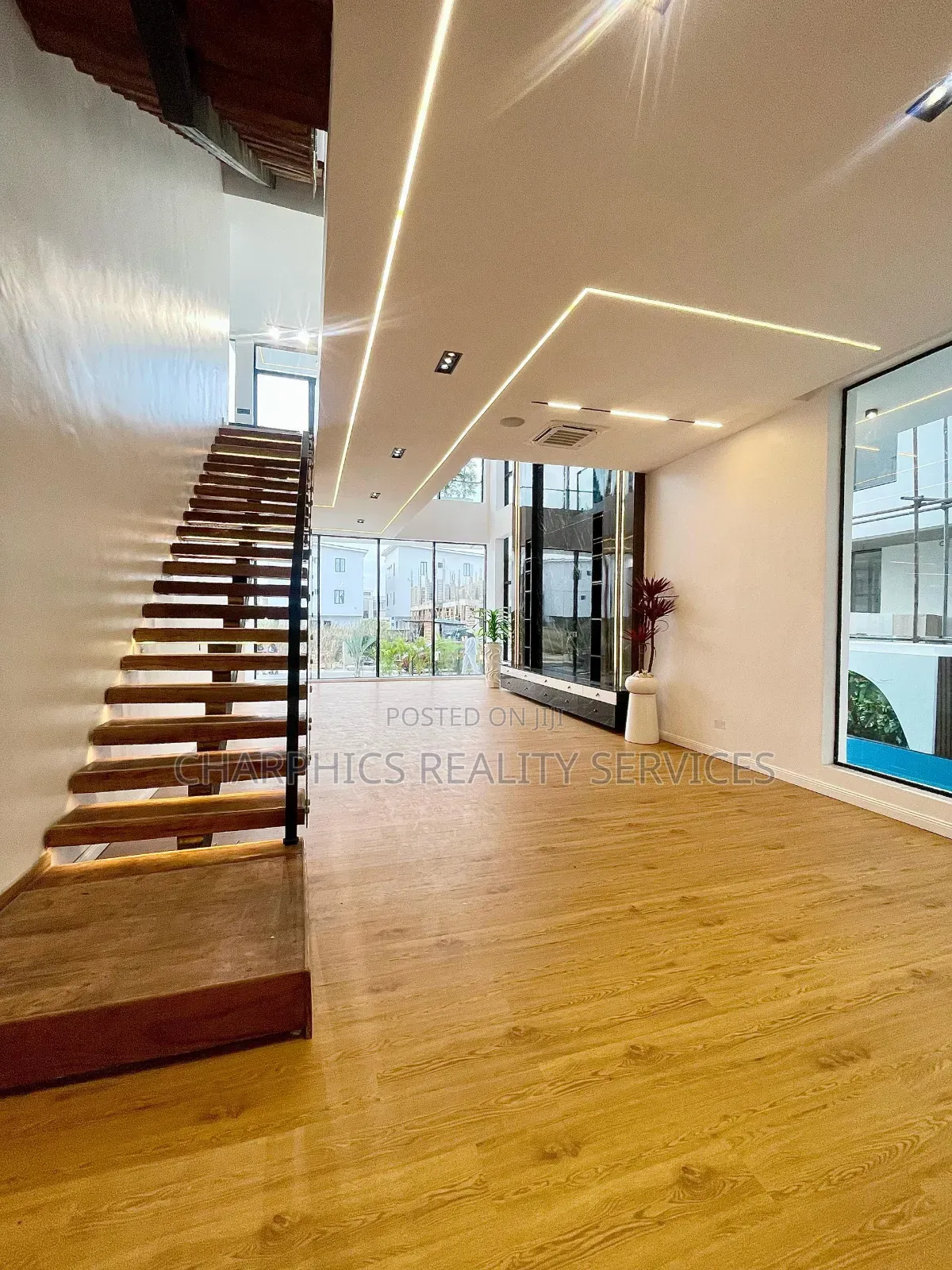 5bdrm Duplex in Ikate for sale