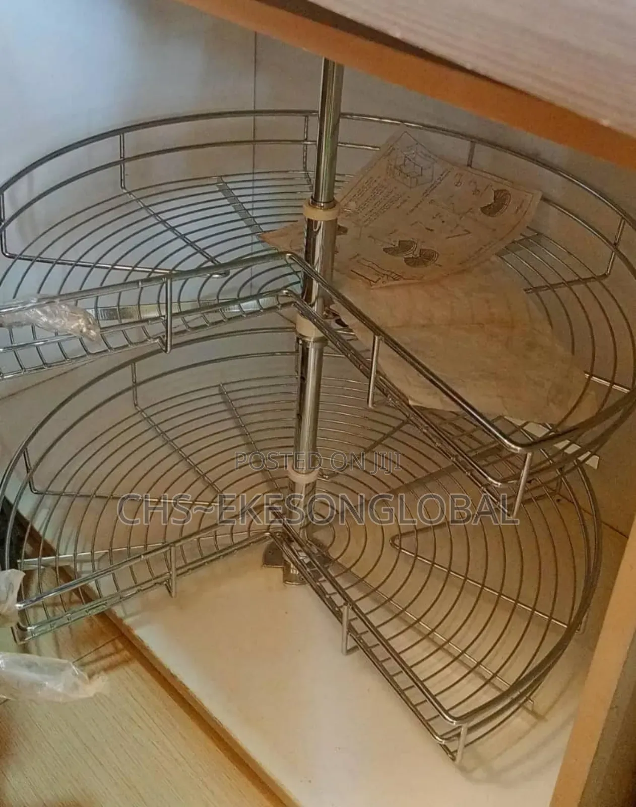 Turnabe Corner Basket a Storage Solution for Kitchen