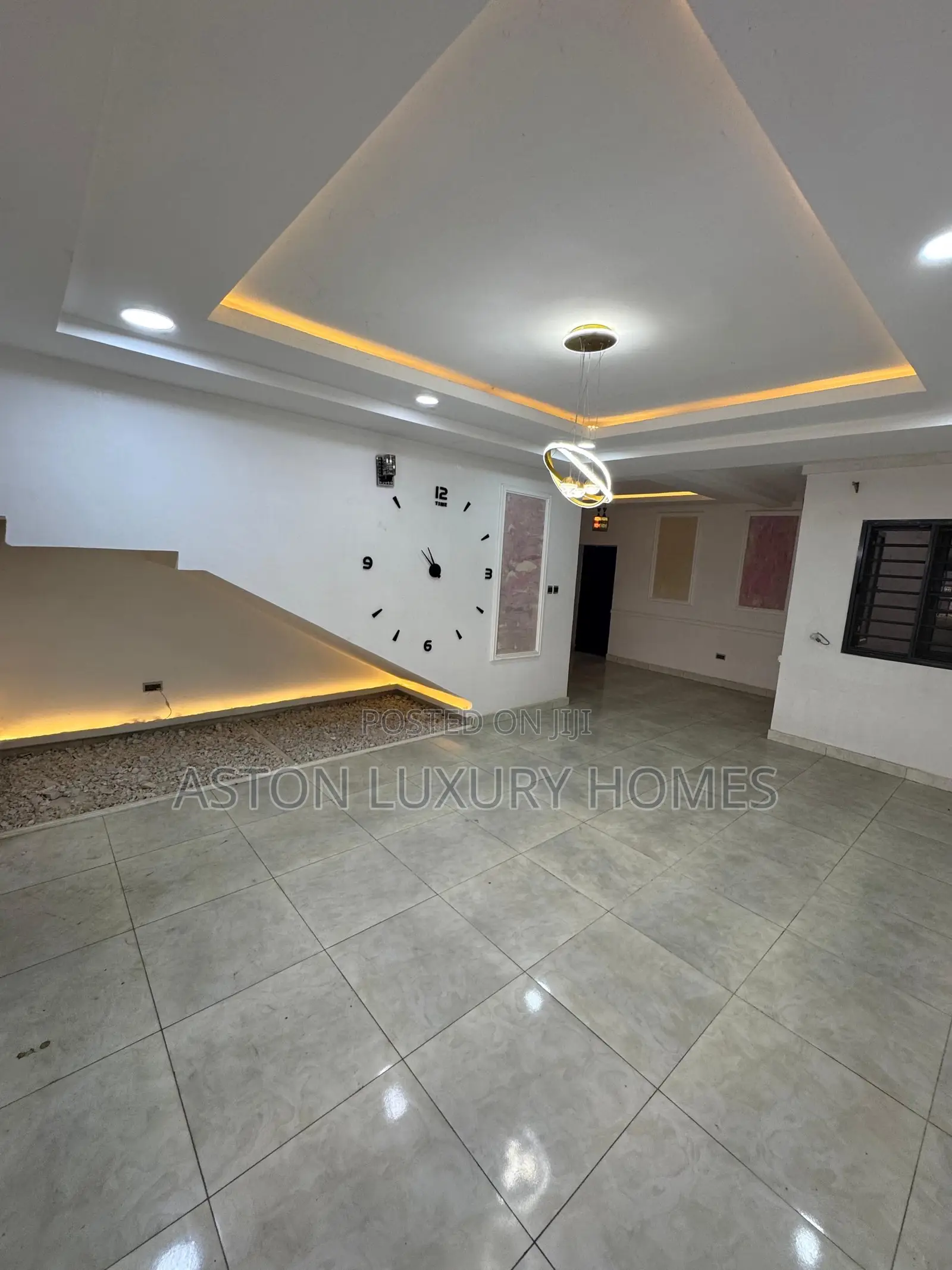 4bdrm Townhouse / Terrace in Jahi for rent