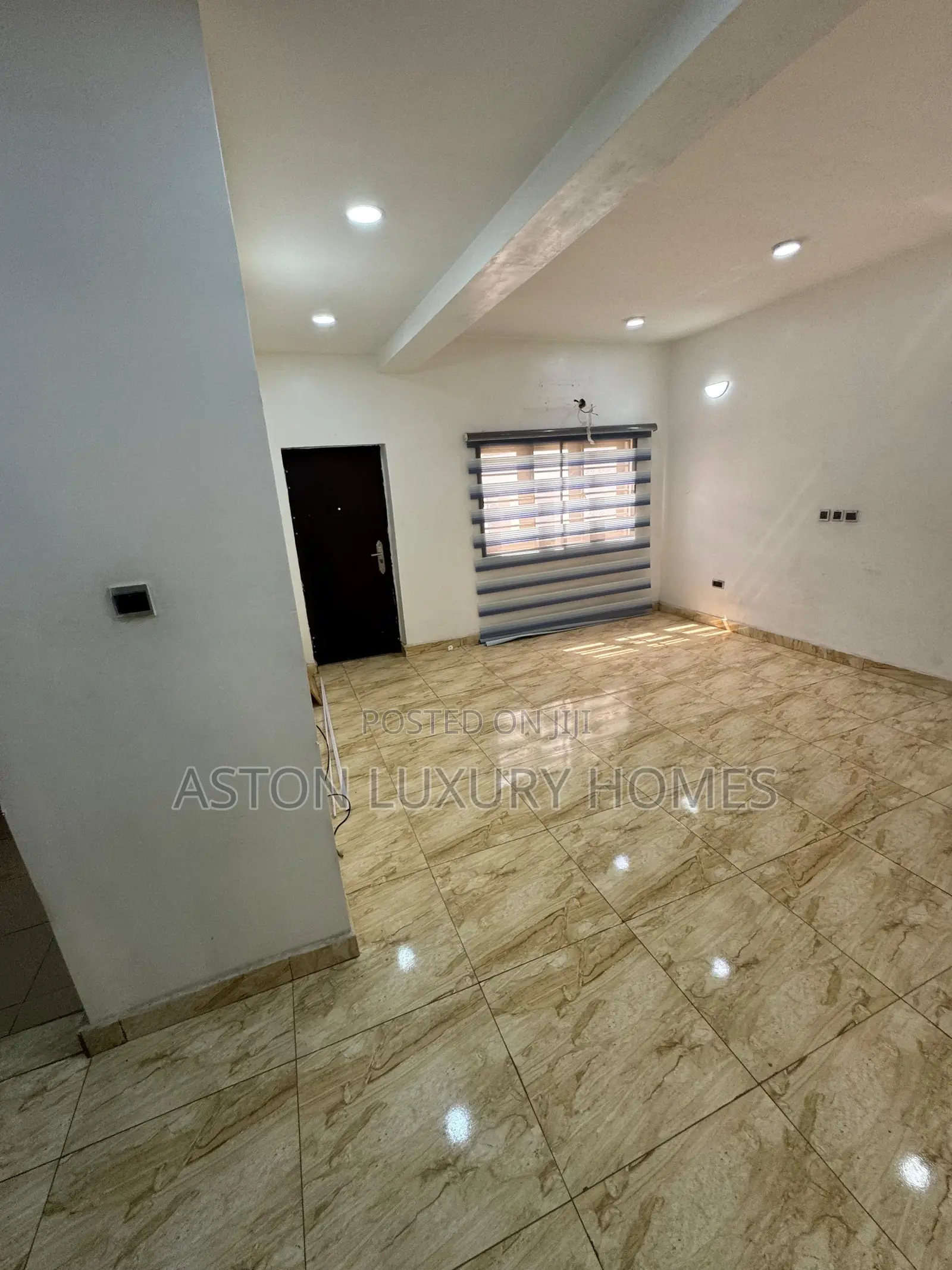 4bdrm Townhouse / Terrace in Jahi for rent