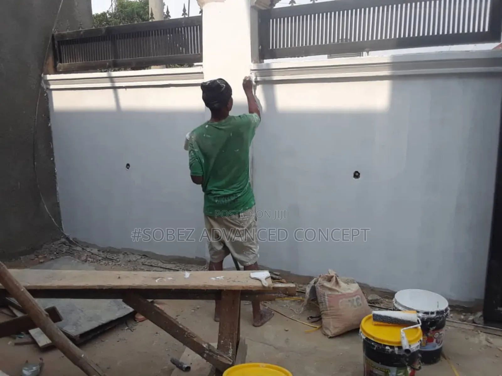 Fence Screeding And Painting