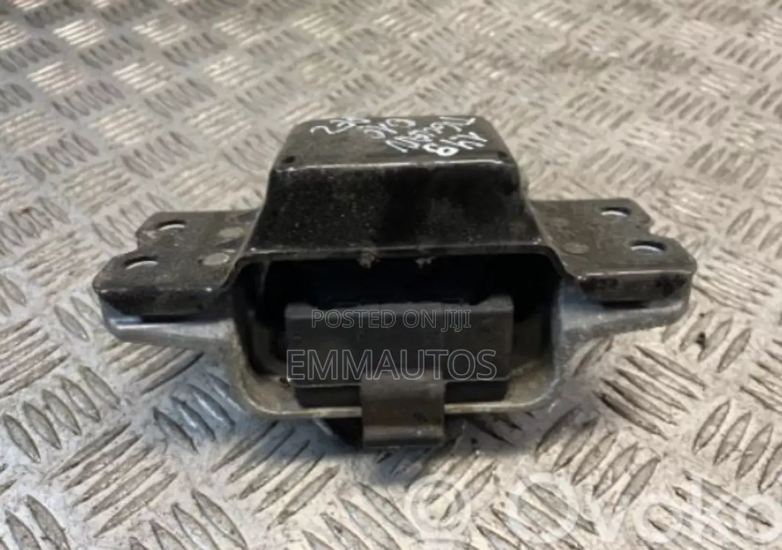 Gear Mount Vw Tiguan 2010