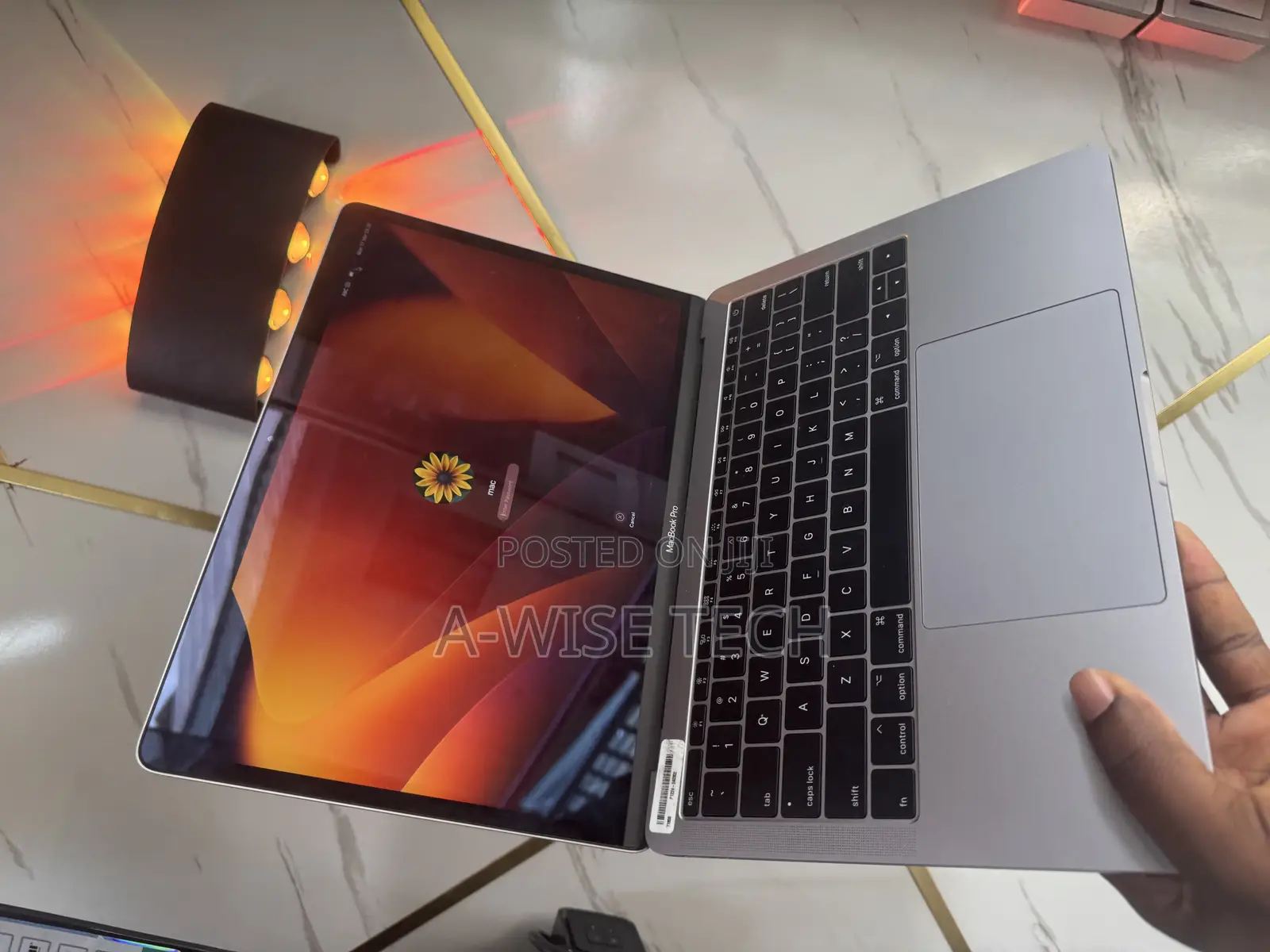 Laptop Apple MacBook Pro 2017 8GB Intel Core I5 SSD 256GB