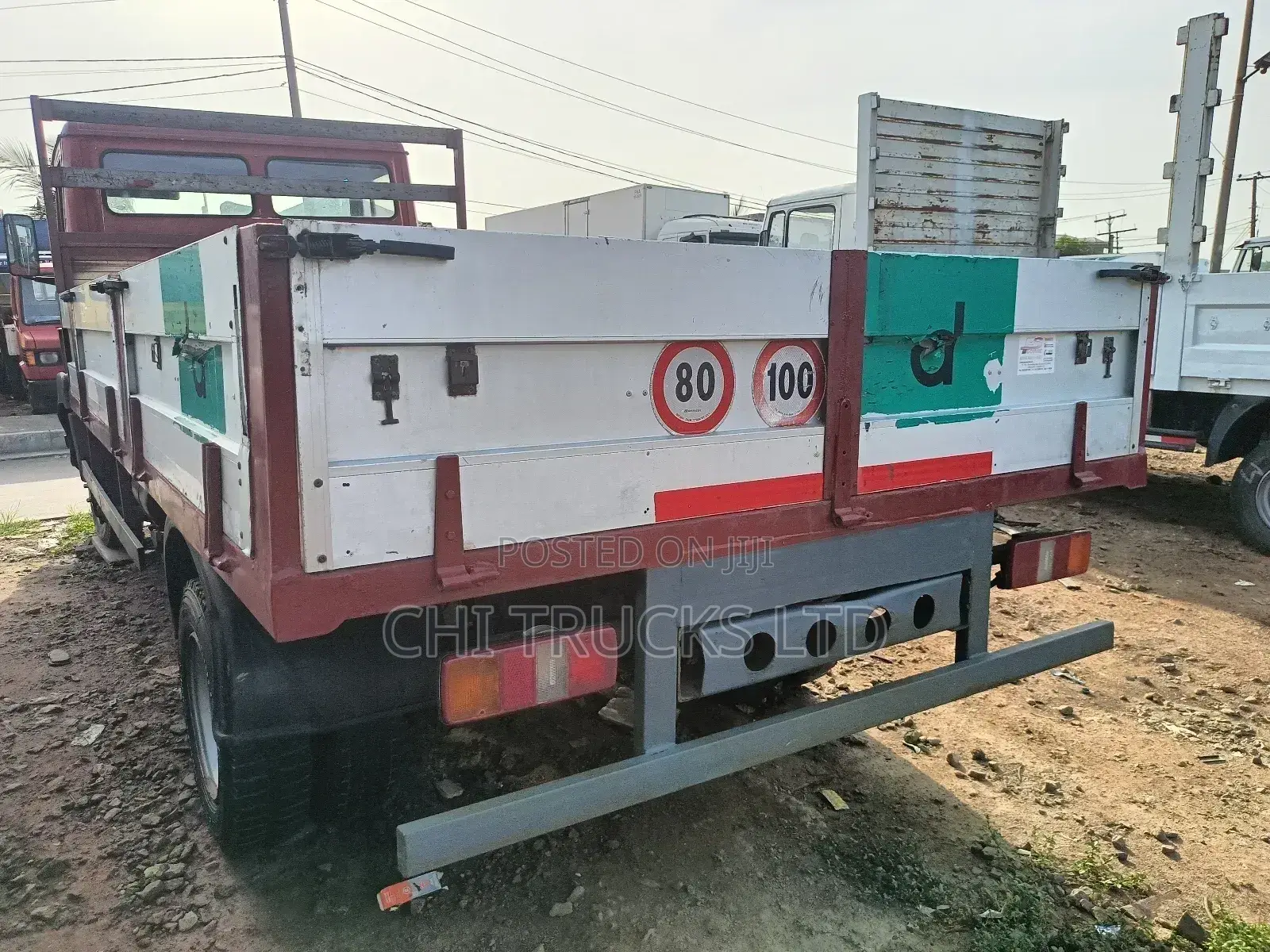 Mercedes Benz 4 Cylinder Truck