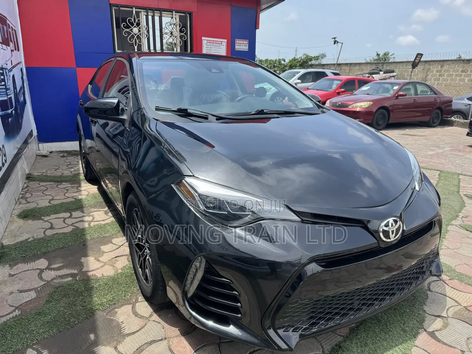 Toyota Corolla LE (1.8L 4cyl 2A) 2019 Black