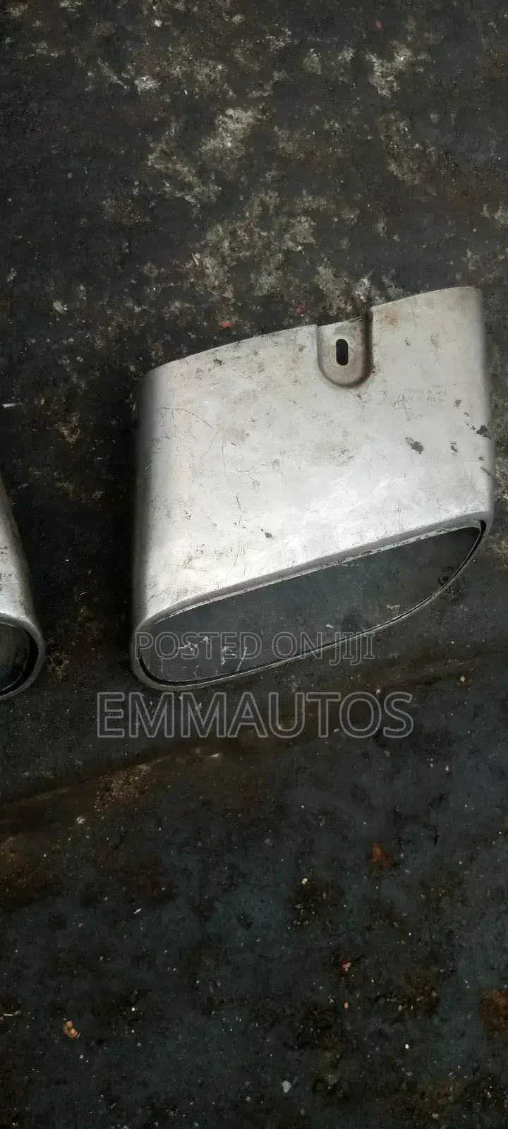 Rear Exhaust Muffler Pipe Mouth Porsche Cayenne 2013