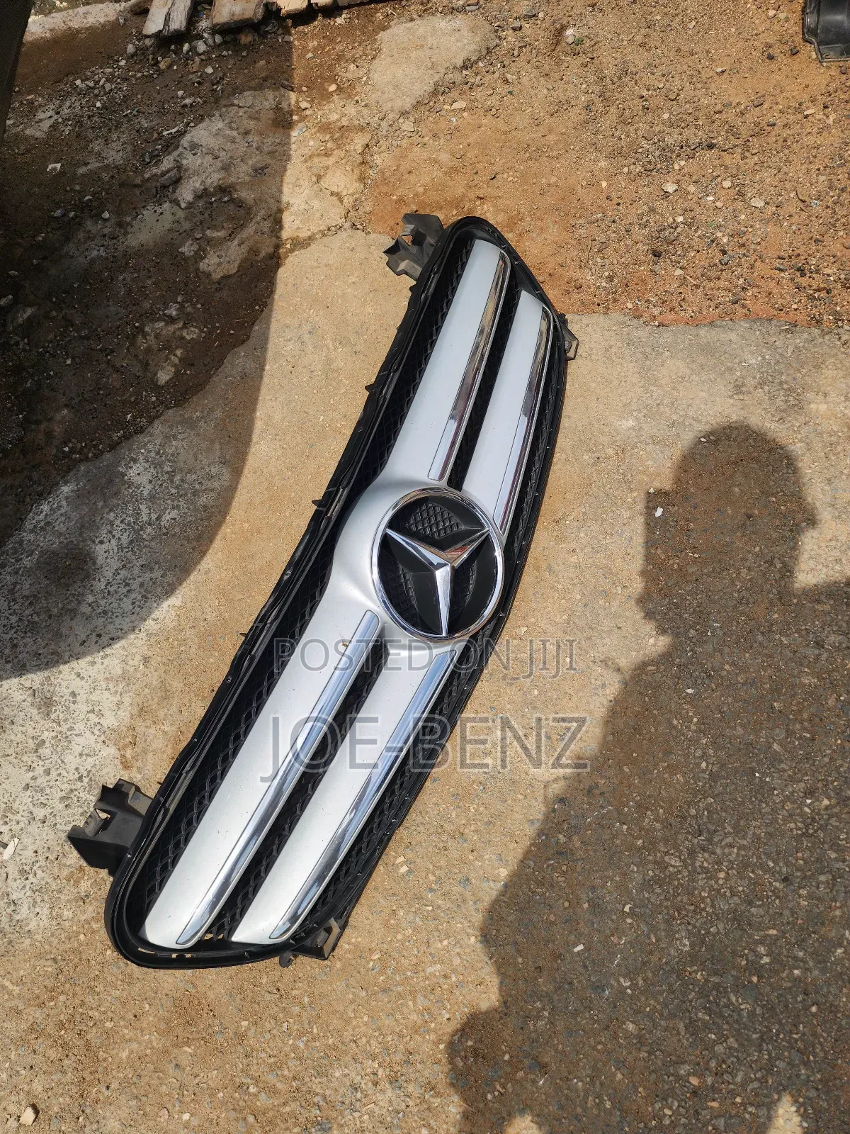 Gla250 Follow Come Front Bumper Grill