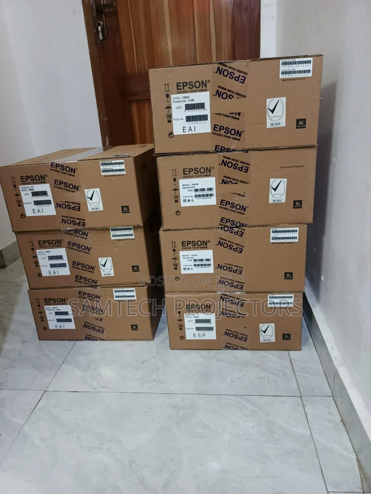 Epson Projector Brand New In Lagos Lekki, Abuja, Calabar, Ph