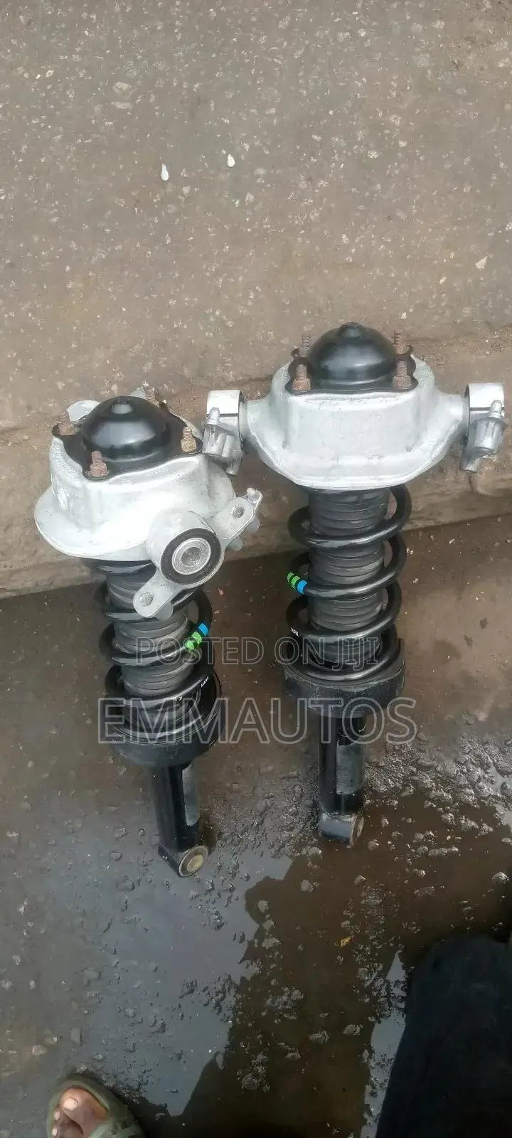 Back Shock Absorber Porsche Cayenne 2015