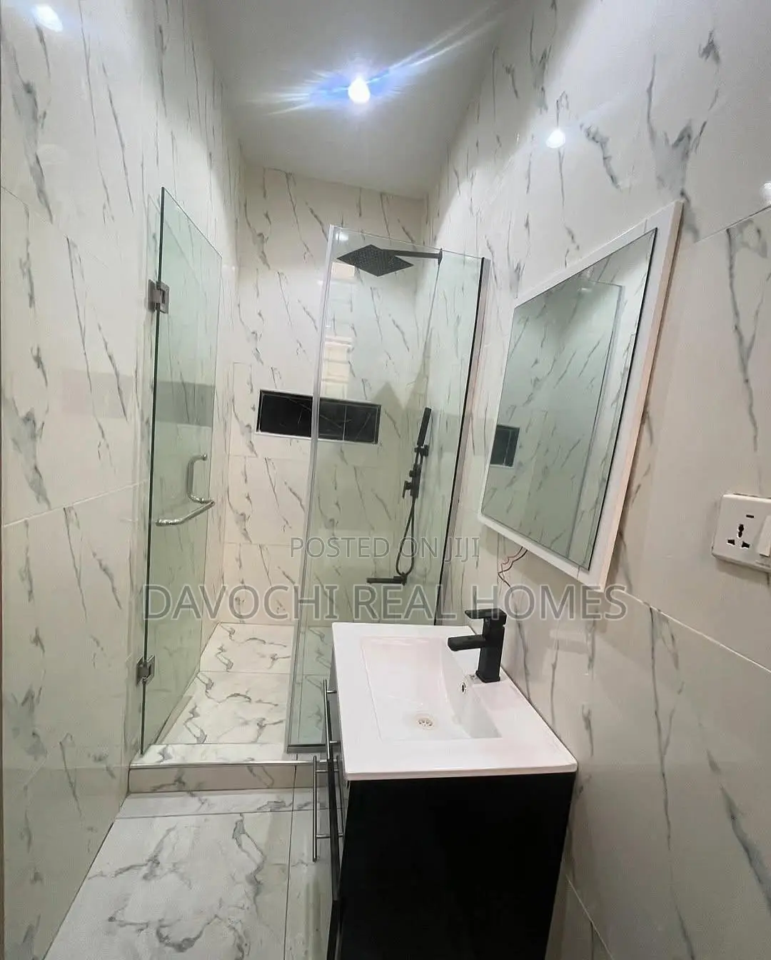 3bdrm Duplex in Ikota, Lagos for rent