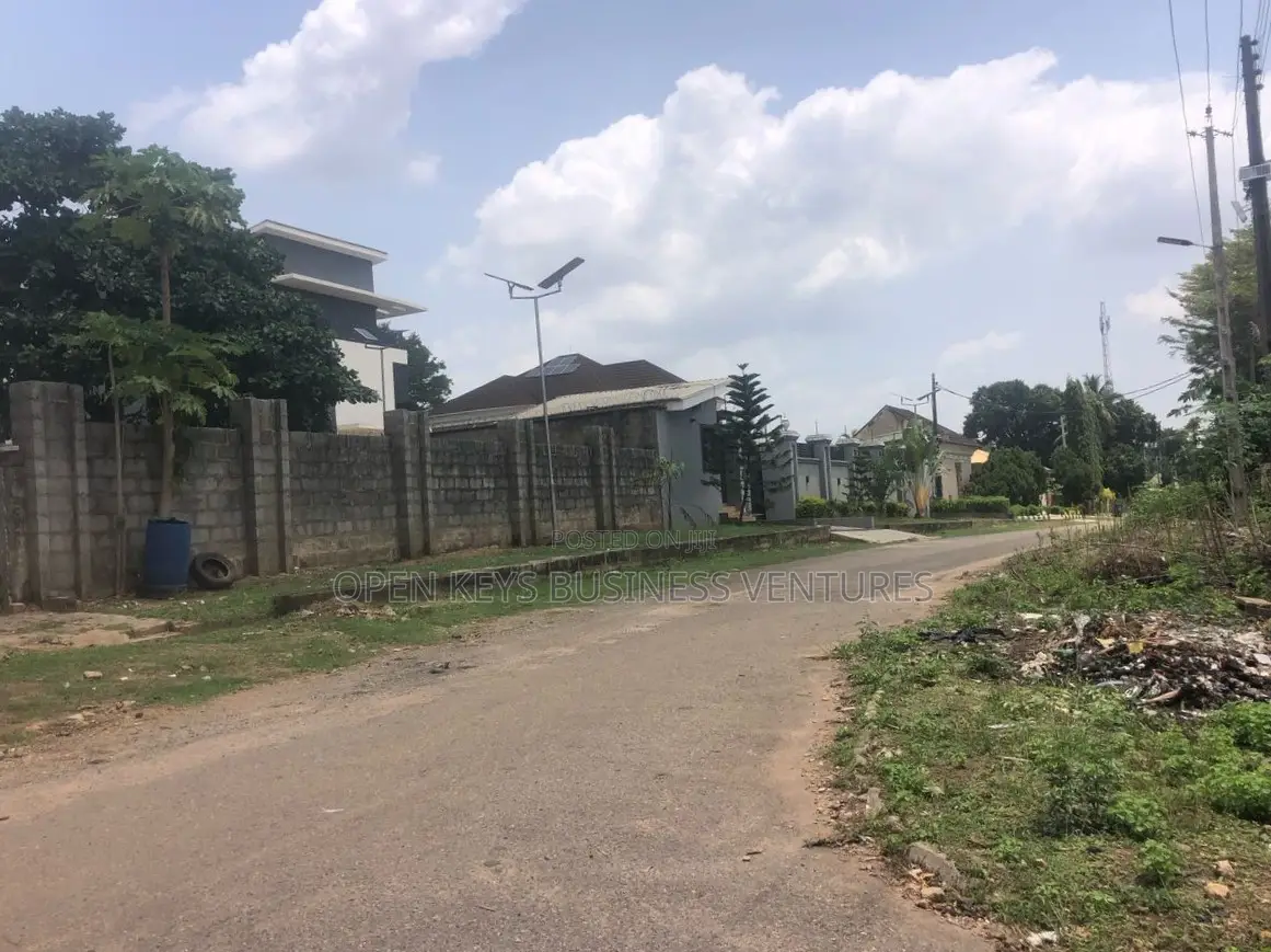 Landed Property of 1751sqm