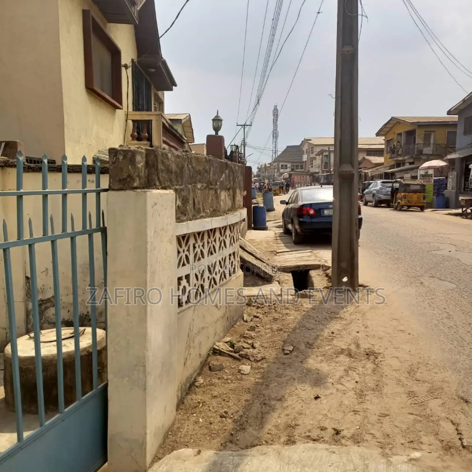 4bdrm Bungalow in Anfani Motel, Ibadan for sale