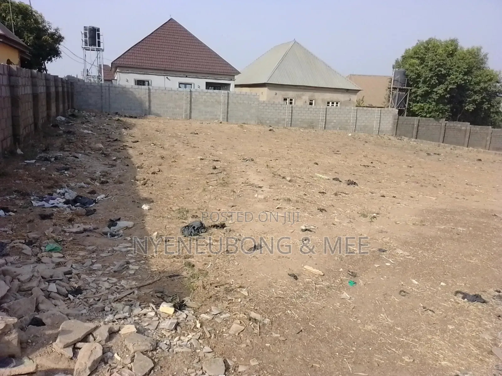 Estate Land for Sale 50/100