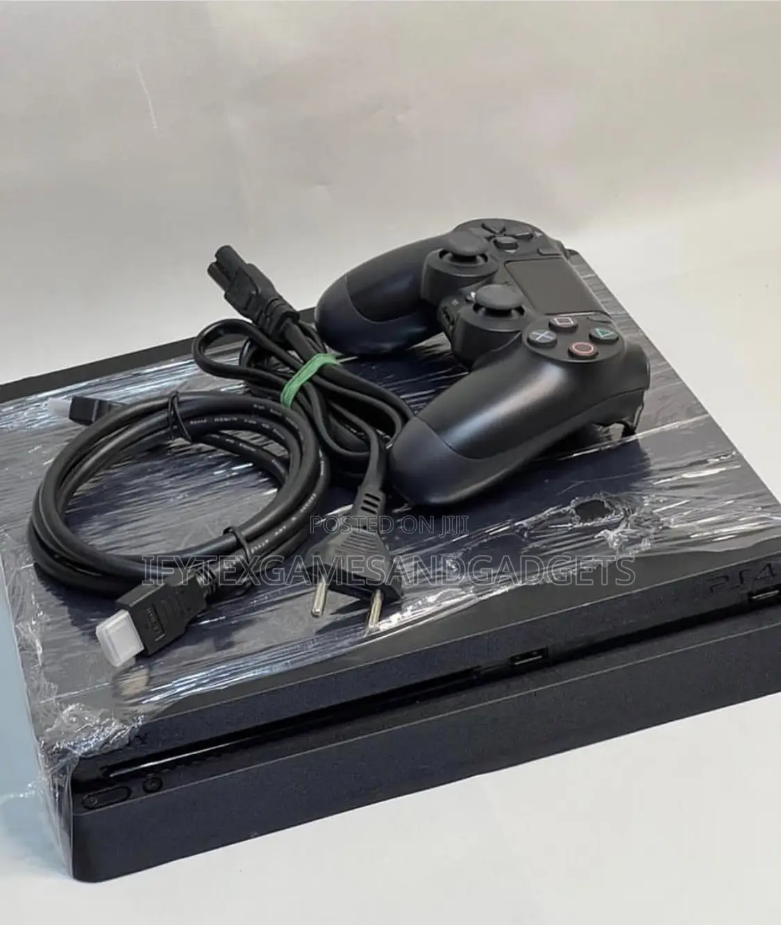 Playstation 4 Slim 500gb Uk With 2 Pads and 12 Games