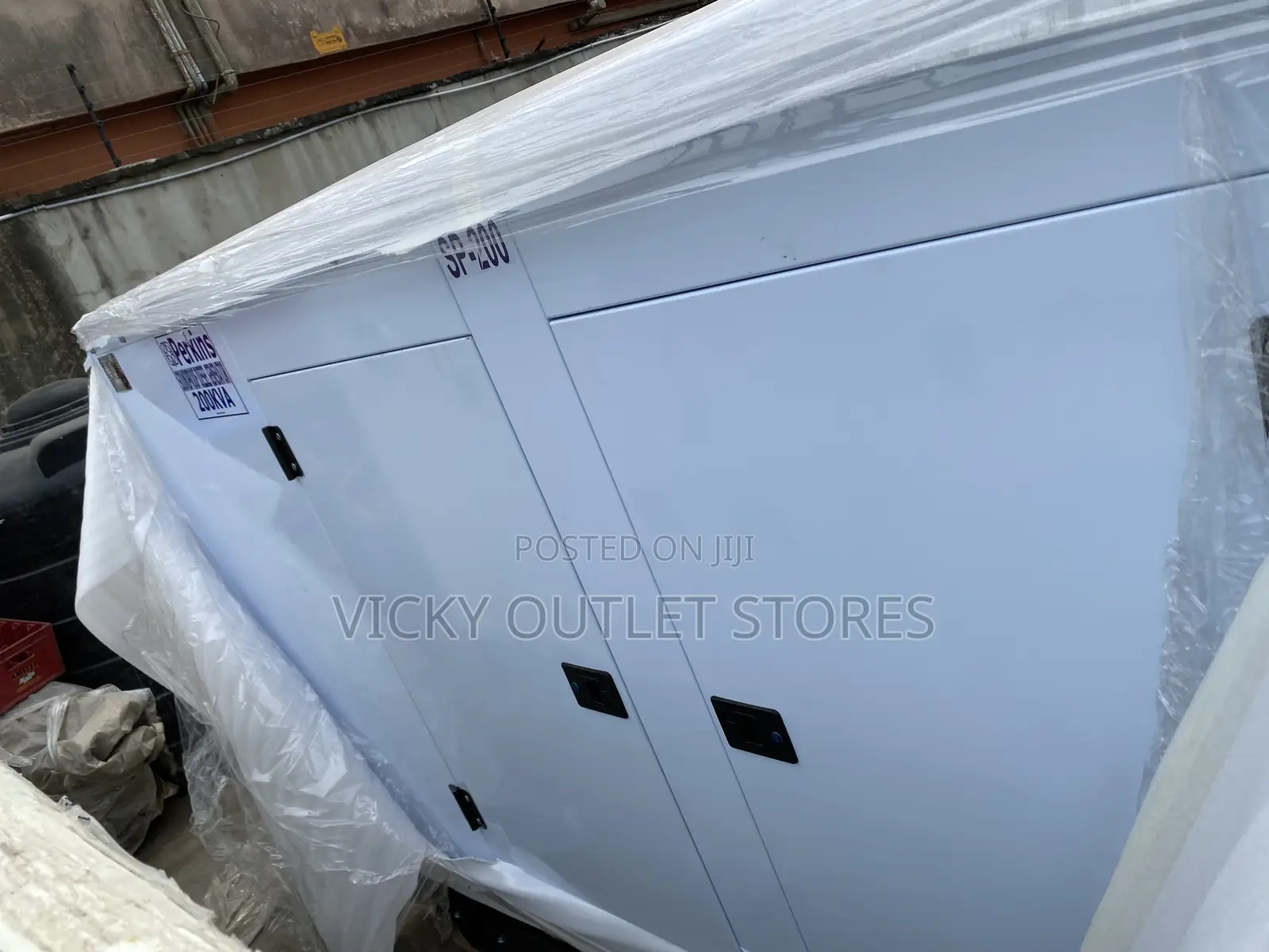 Soundproof Diesel Generator 200kva