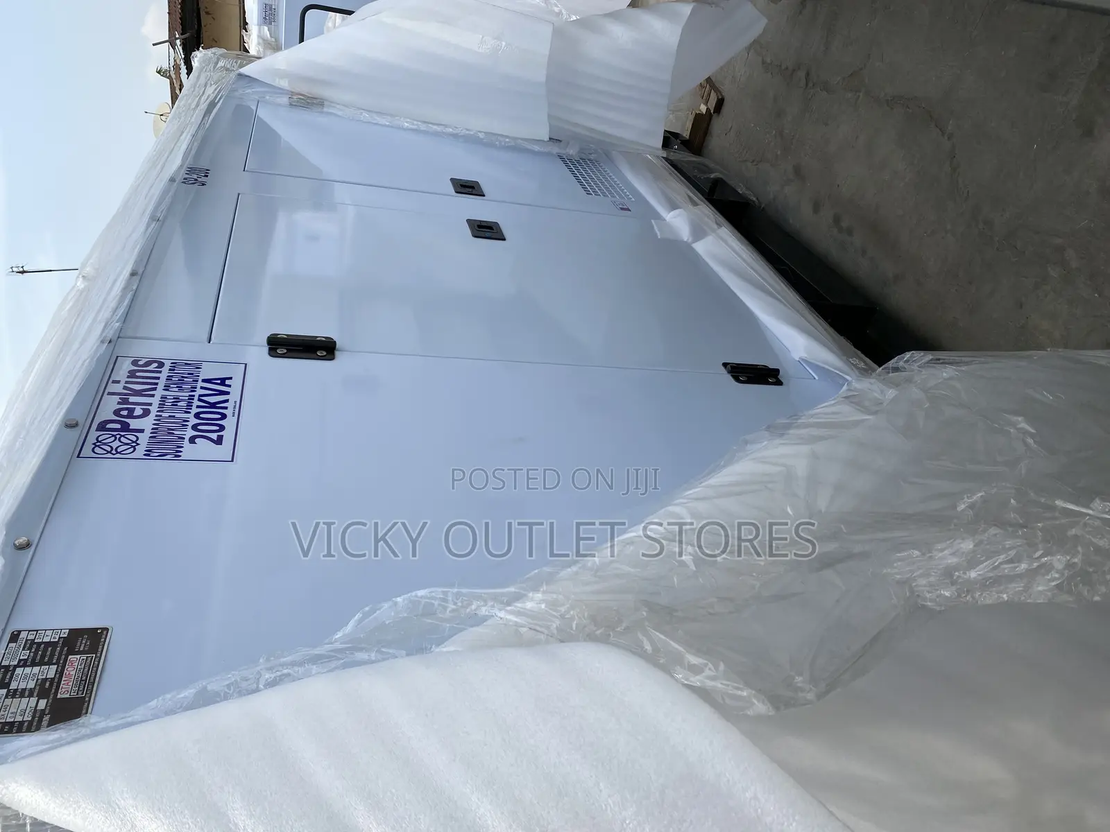 Soundproof Diesel Generator 200kva