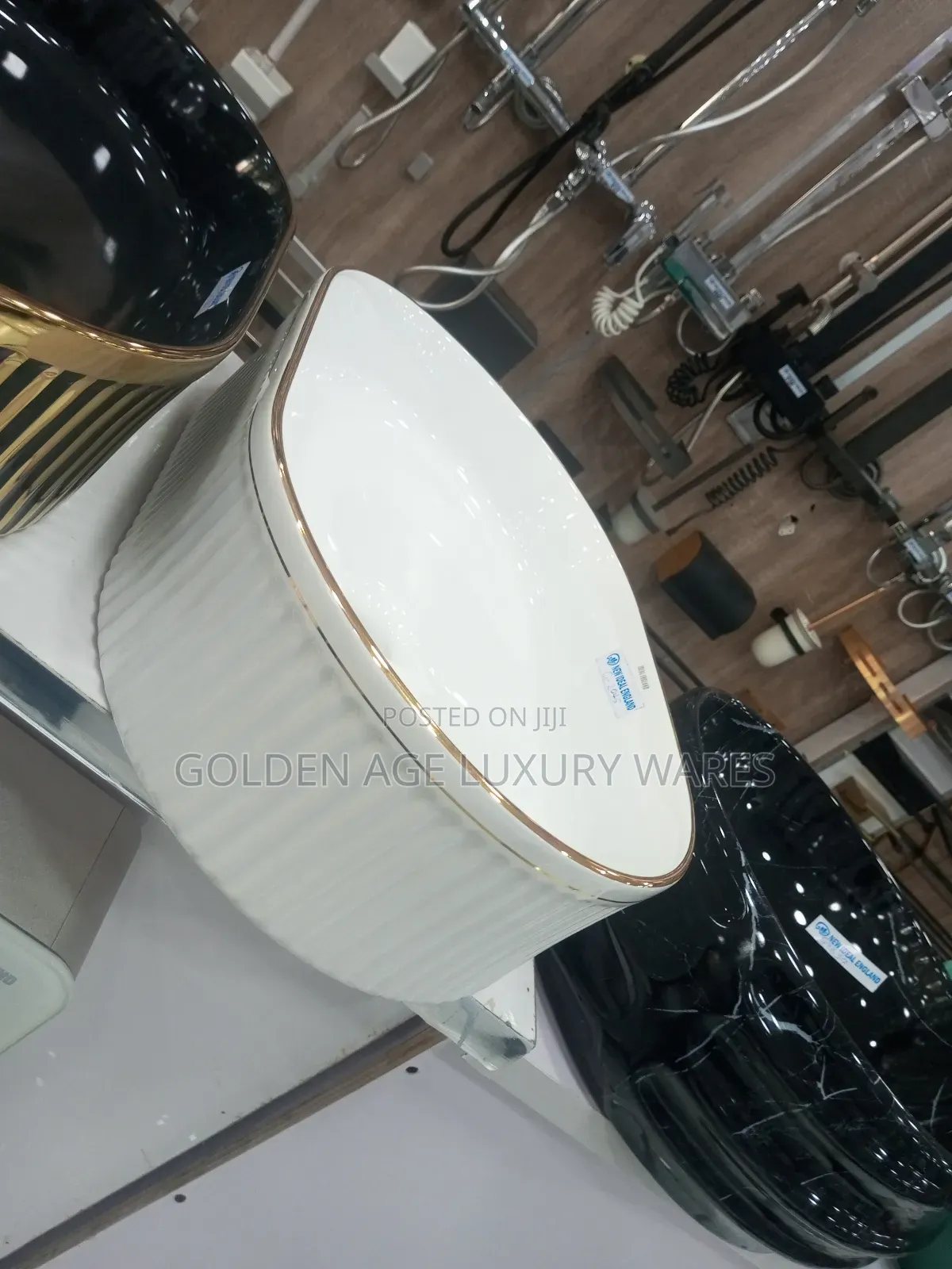 Gold Rim Countertops Basin