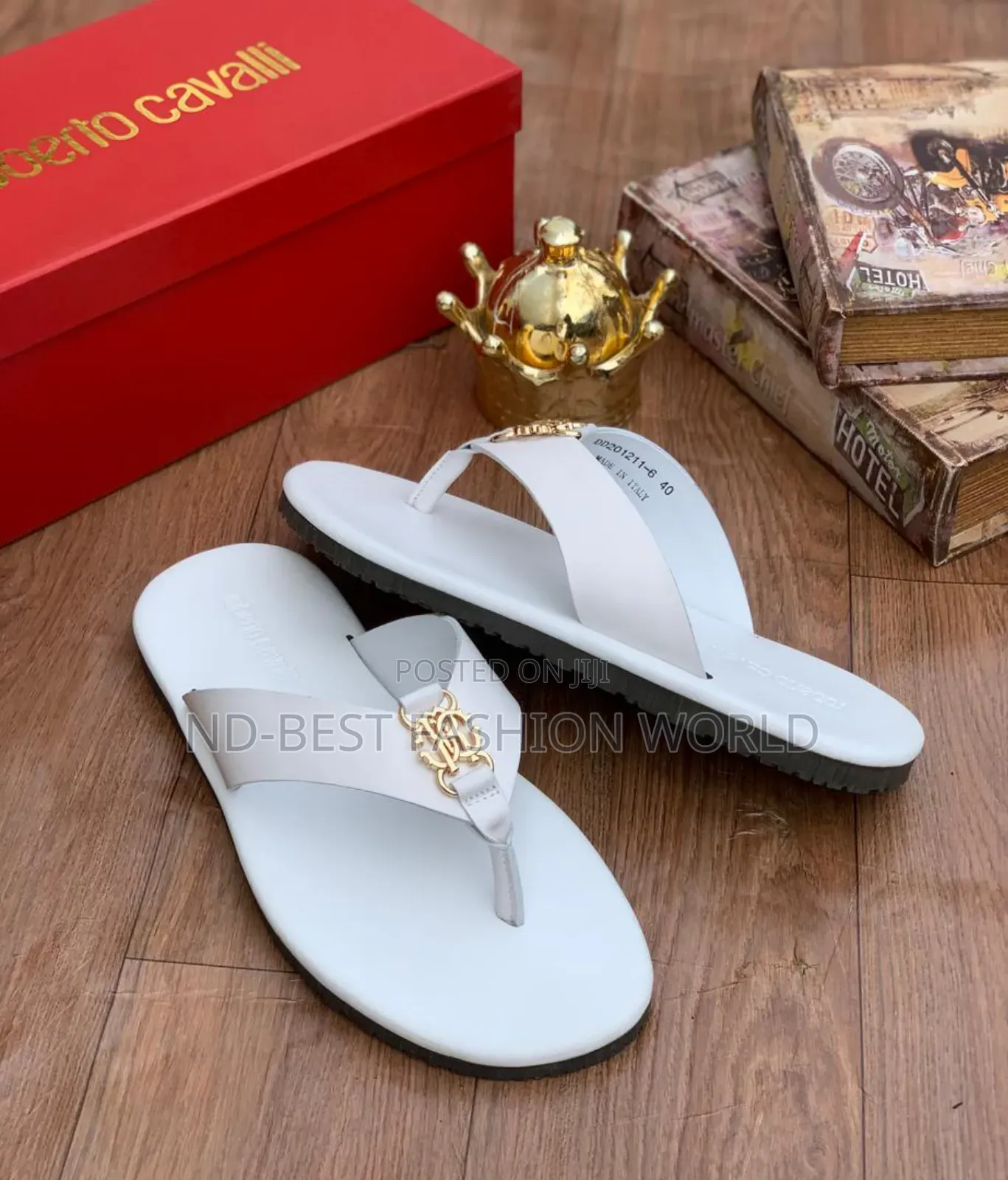 Pure Quality White Slippers