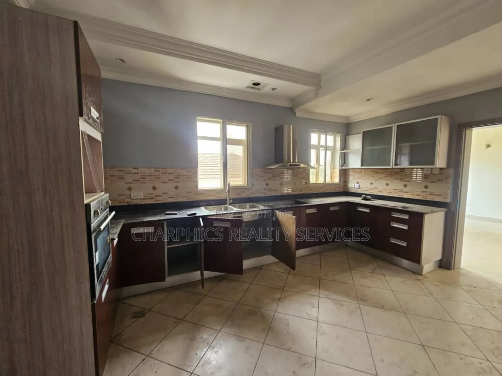 3bdrm Apartment in Old Ikoyi for rent