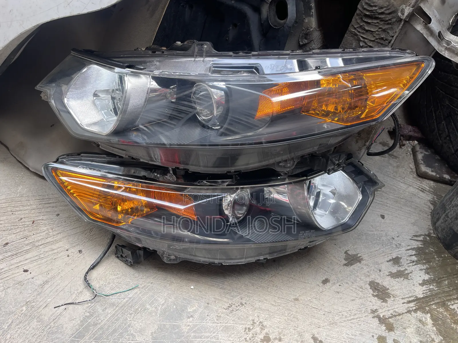 Headlights 2009 to 2014 Model Acura TSX