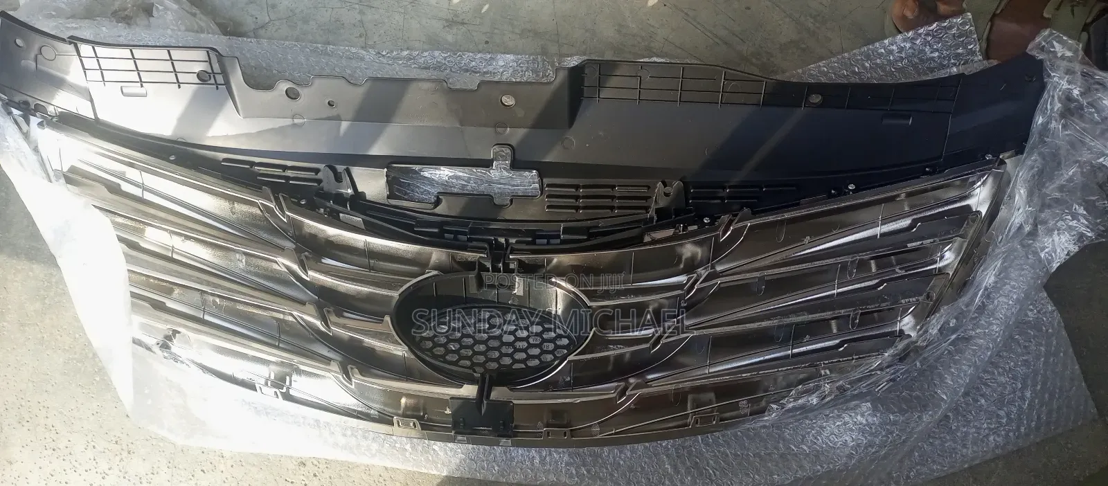 Front Grille Hyundai Azera