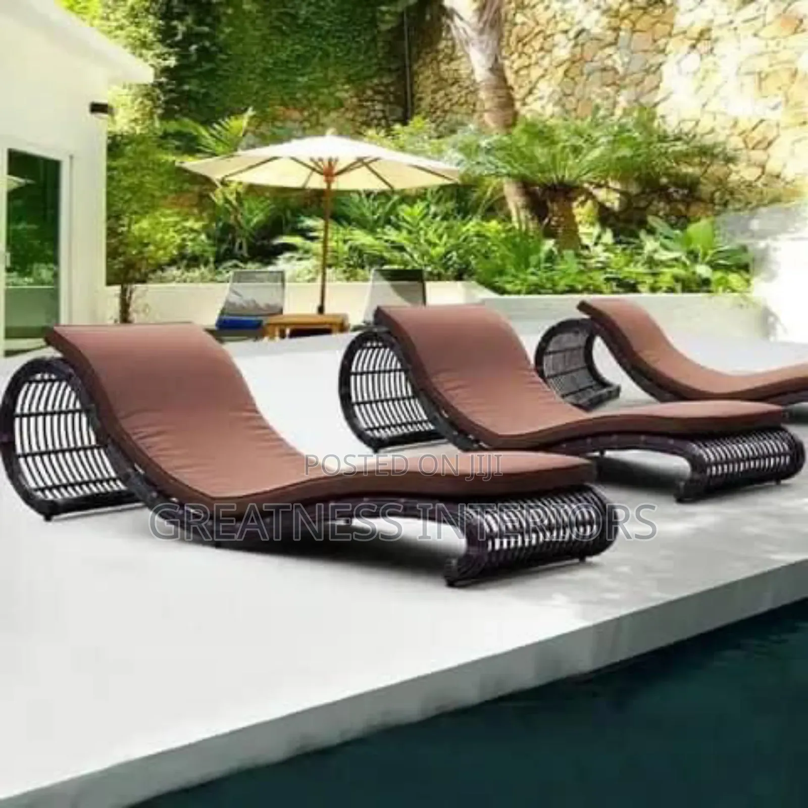 Top Notch Imported Swimming Pool Bed