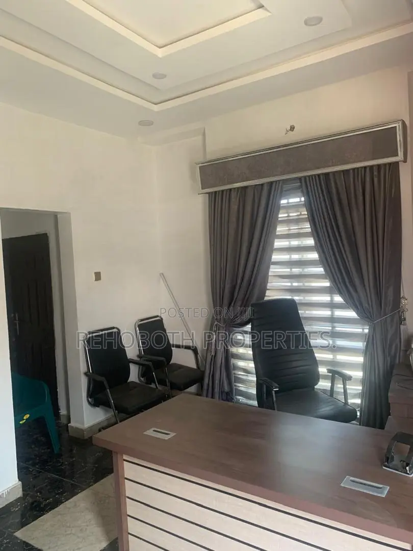 Furnished 3bdrm Bungalow in Ayegoro Akobo, Ibadan for sale