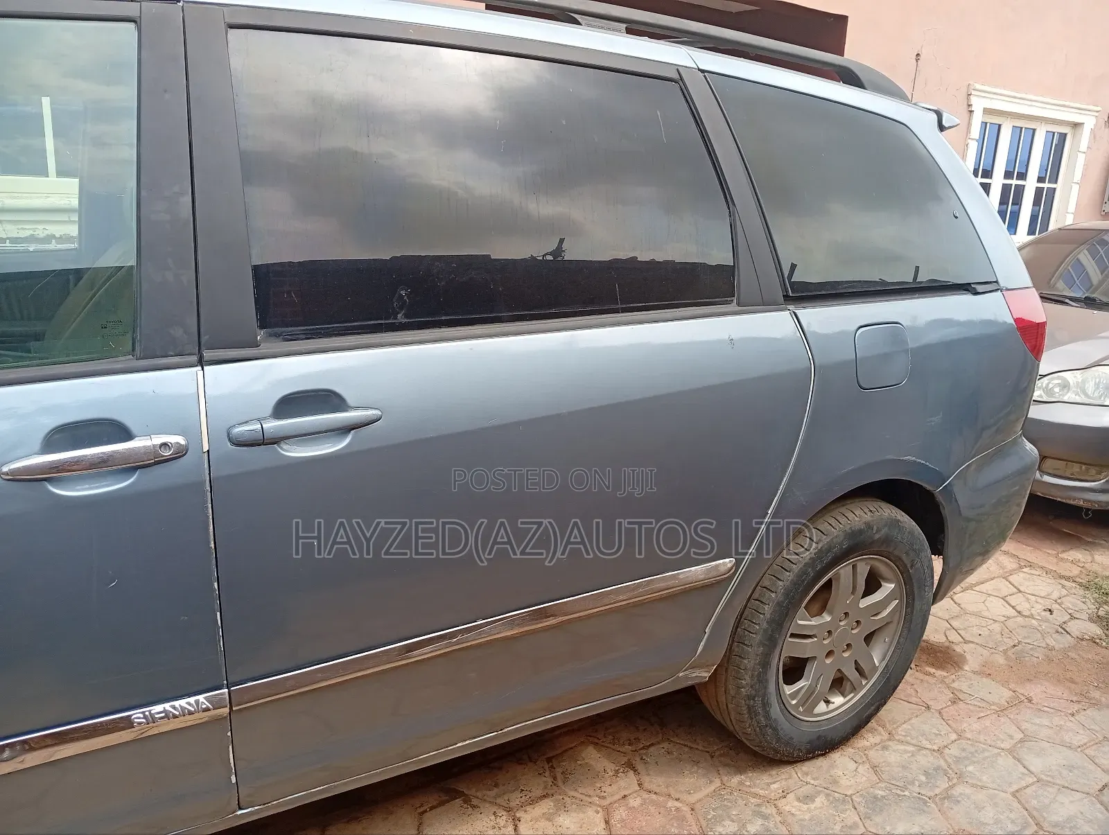 Toyota Sienna LE AWD (3.3L V6 5A) 2004 Blue