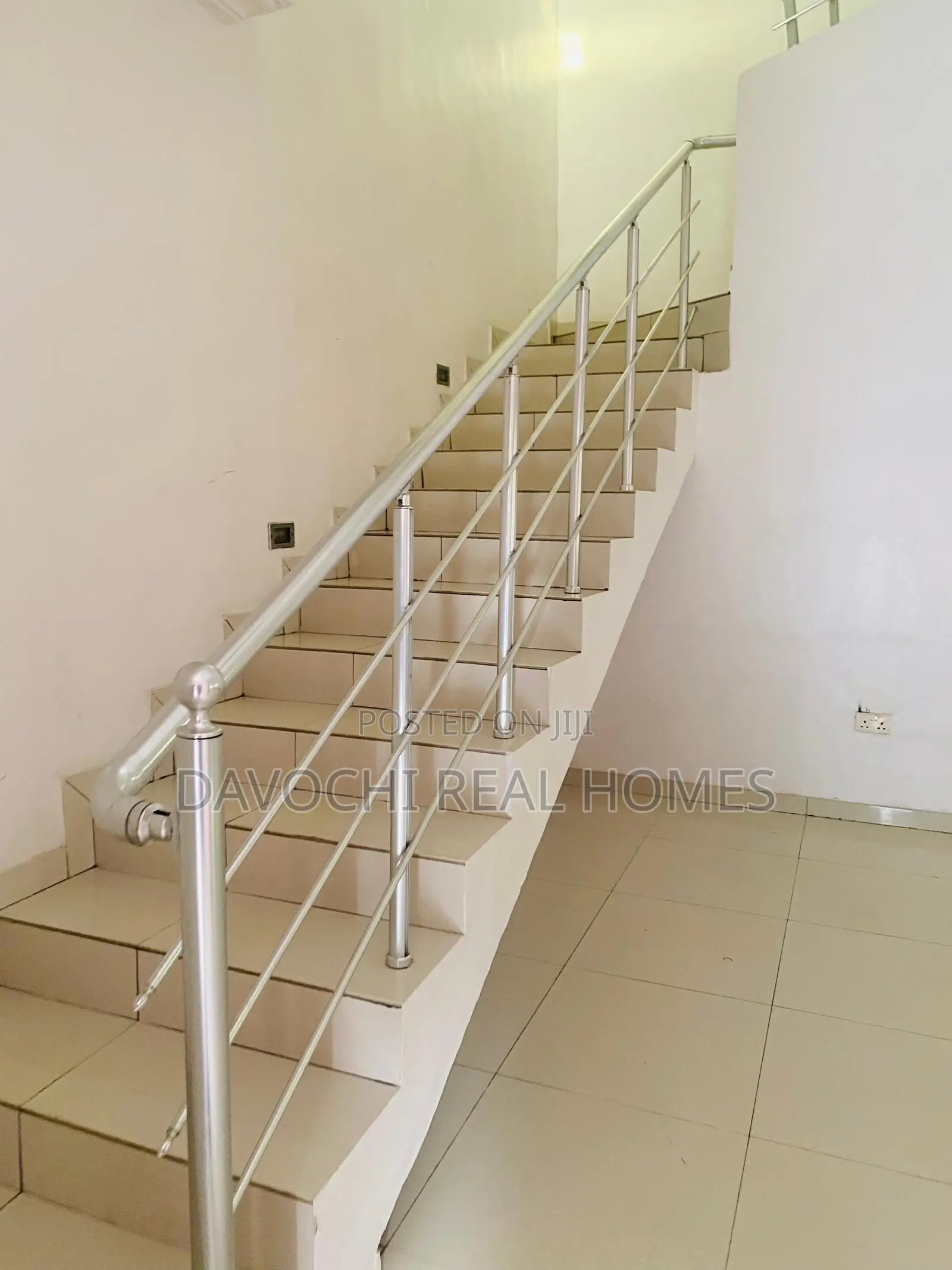 4bdrm Duplex in Horizon Ii Estate, for rent