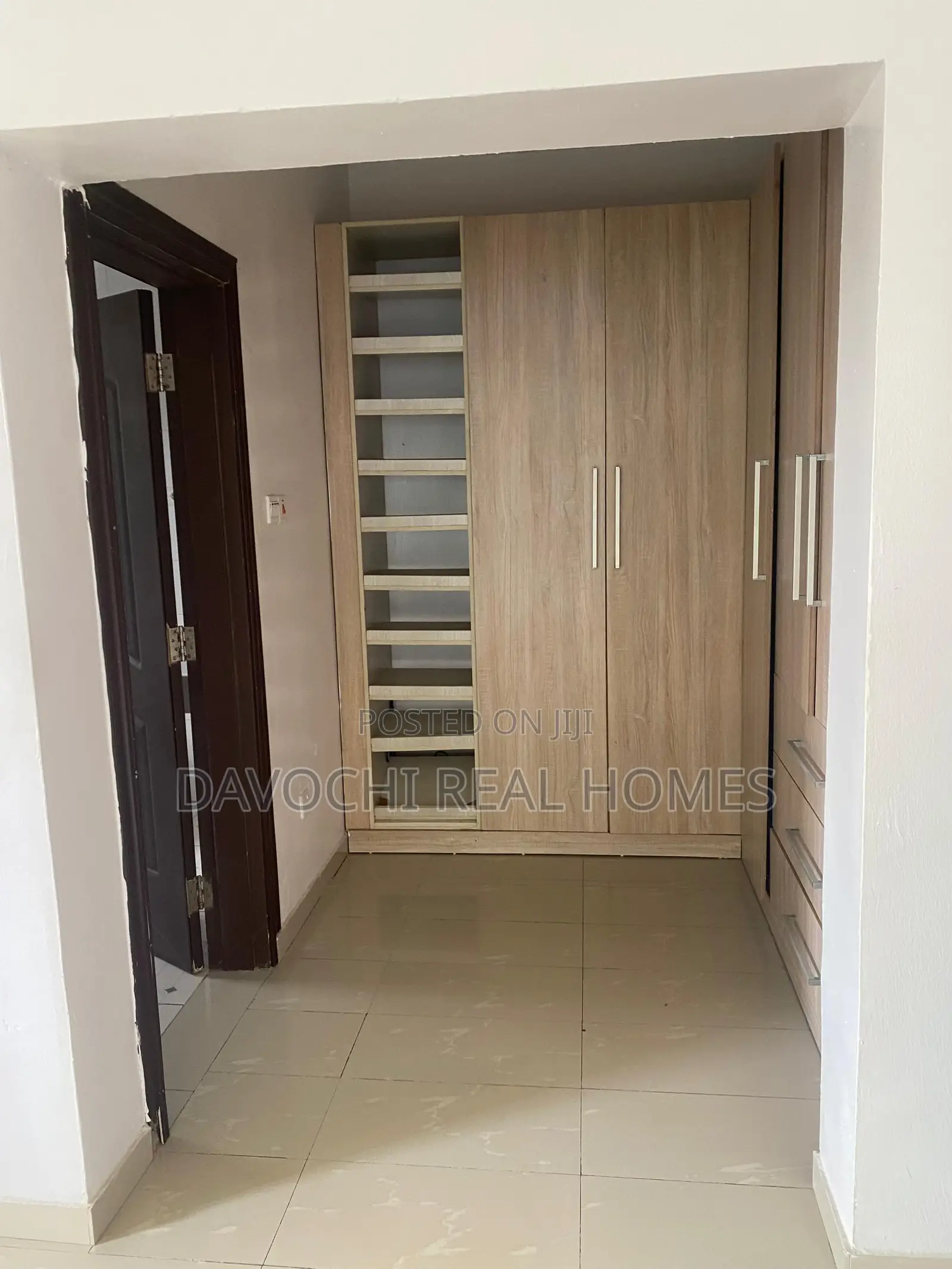 4bdrm Duplex in Horizon Ii Estate, for rent