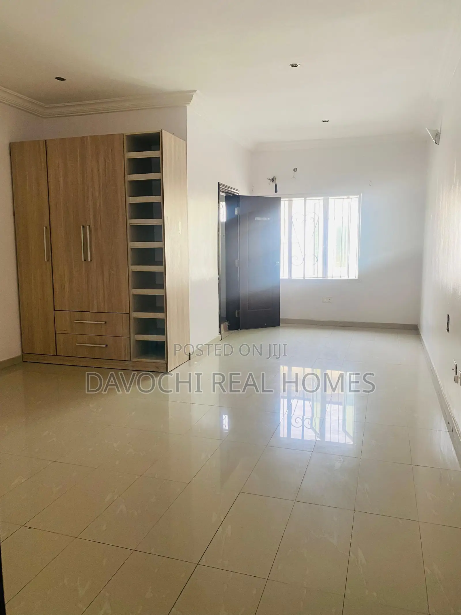 4bdrm Duplex in Horizon Ii Estate, for rent